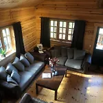 Hébergement de vacances Hyggelig Laftehytte Pa 140kvm Med Ski-in/out